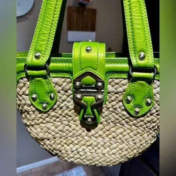 Michael Kors Green and Tan Woven Bag - Picture 4 of 14